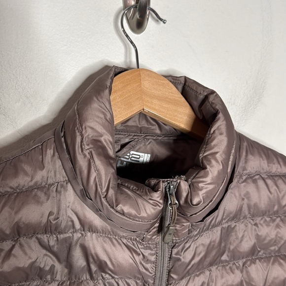 32 degree heat Zippered Vest with Down and feather Insulation Taupe Size XL - Picture 8 of 11